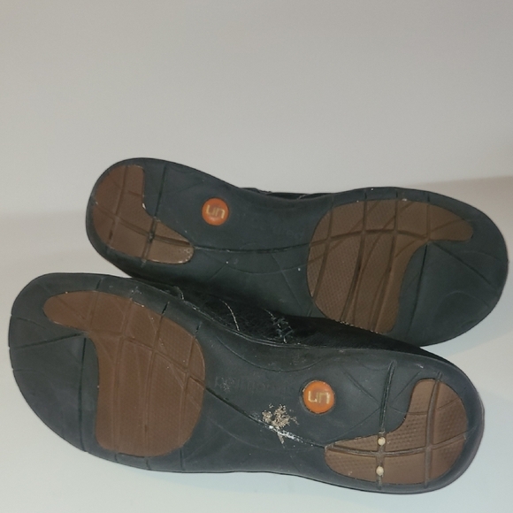 Clarks Unstructured Black Leather Loafers Grannycore Whimsygoth Comfort Shoe - Picture 7 of 10
